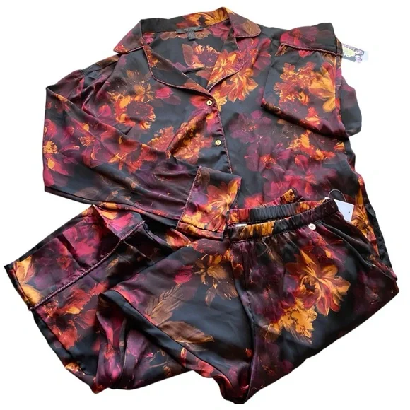 NWT Midnight Bakery Dylan Floral Print Satin Pajamas - Picture 2 of 10